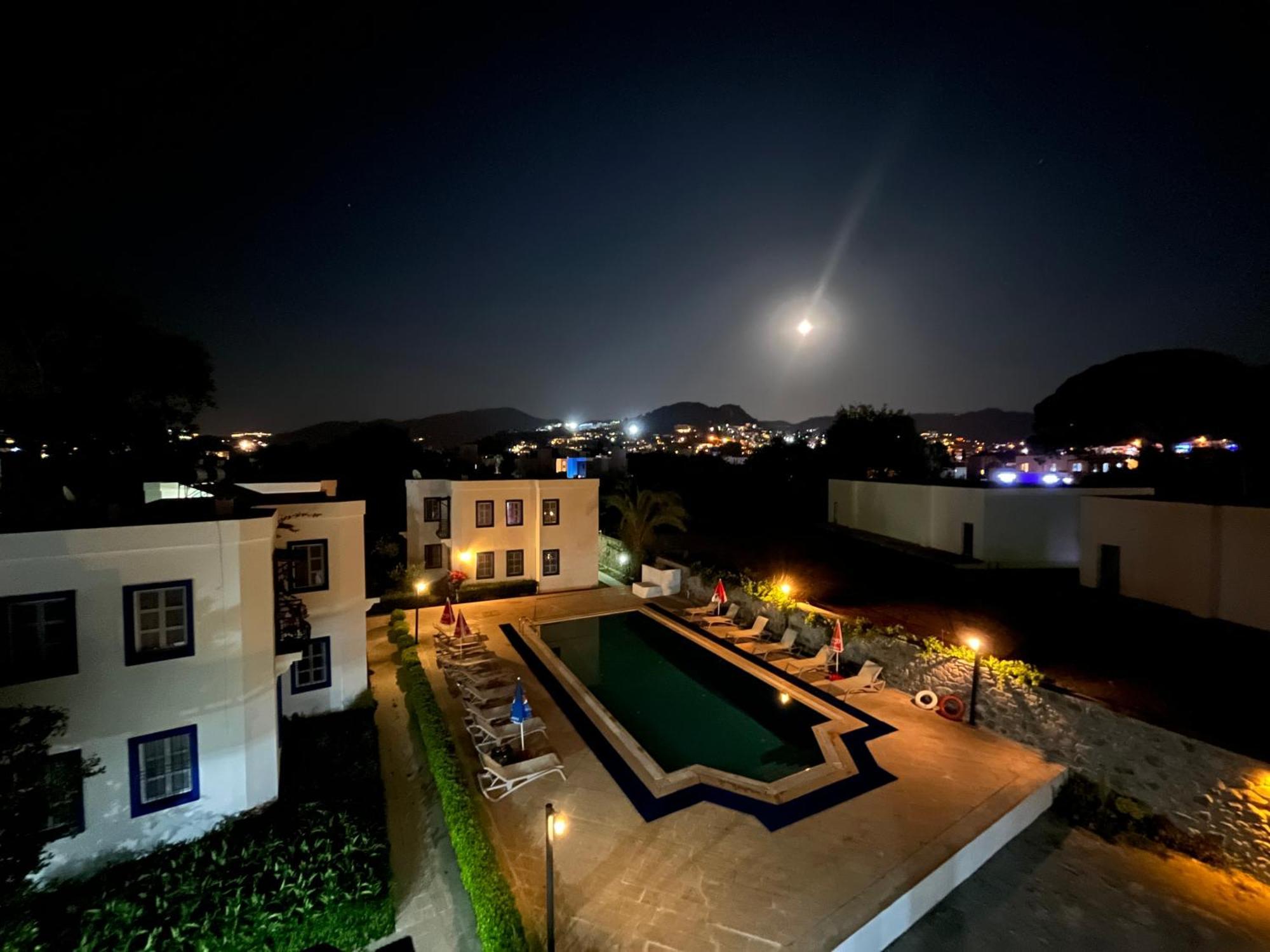 Ege Apartments Яликавак Екстер'єр фото