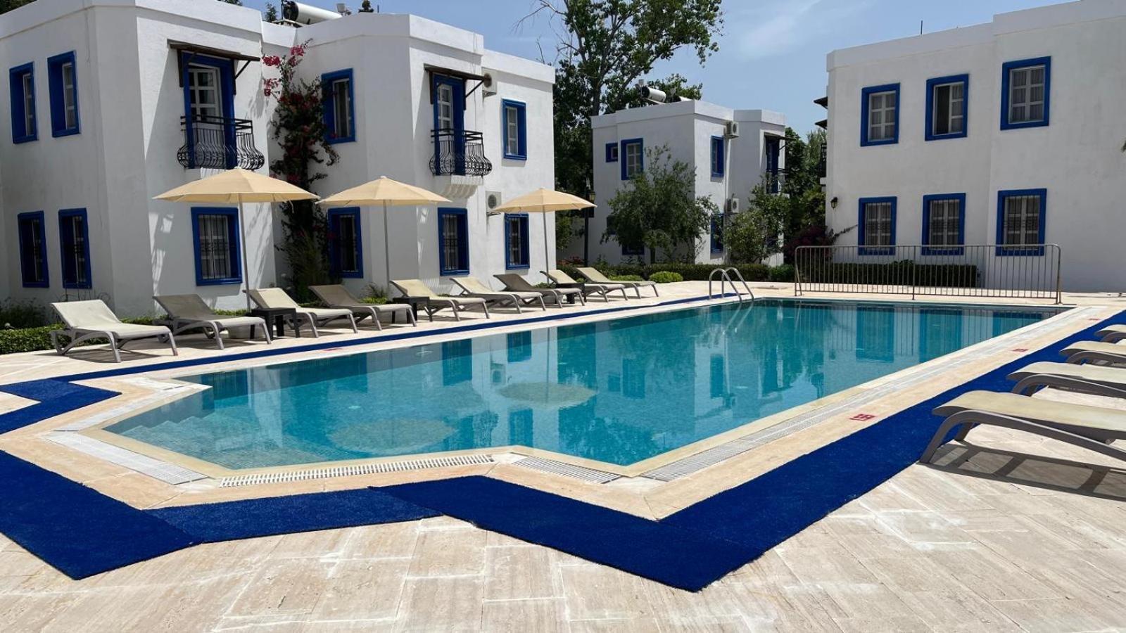 Ege Apartments Яликавак Екстер'єр фото