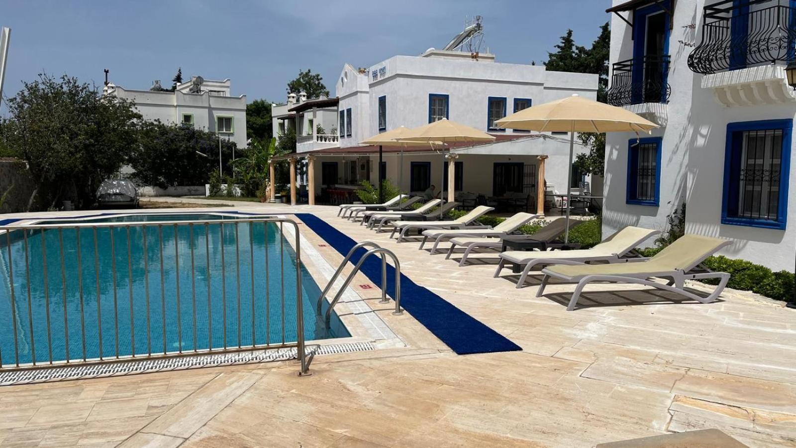 Ege Apartments Яликавак Екстер'єр фото